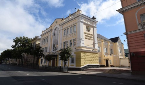 В Курской области прокуратура требует устранить нарушения в муниципальных контрактах