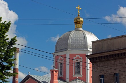 В храмах Курской области проходит Димитриевская родительская суббота