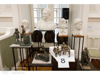 В Курске выберут проект памятника Аркадию Гайдару и тимуровцам