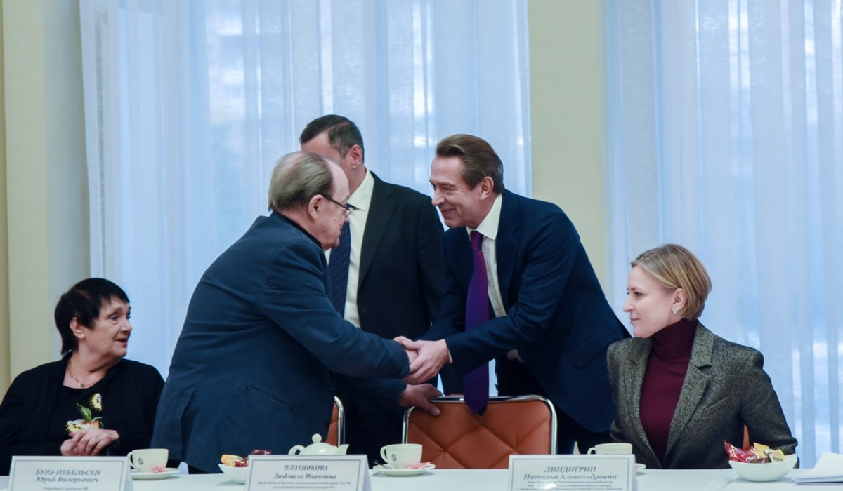 В Курске Владимир Машков встретился с деятелями и работниками культуры