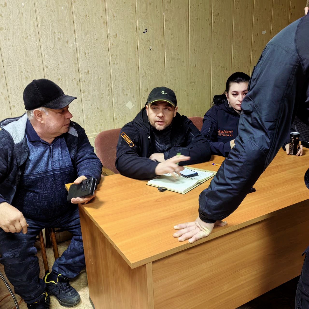 Юрий Астахов: ШТАБ ПОИСК.. В ночь с 1 на 2 ноября на территории Пригородненского сельсовета был развернут оперативный штаб поисково-спасательного отряда «ЛизаАлерт». Поводом для его работы стало тревожное известие о пропаже...