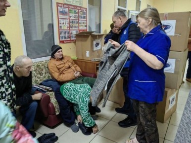 Москалькова передала помощь пациентам из курского приграничья