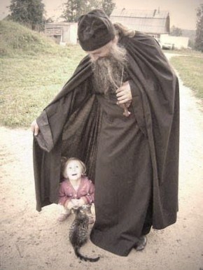 Нина Голубева: Листая ленту, наткнулась вот на такой стишок от уныния, ведь, как правило, осенью нас посещают разные меланхоличные мысли