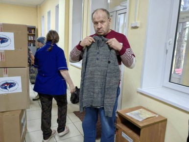 Москалькова передала гуманитарную помощь эвакуированным пациентам из приграничья Курской области