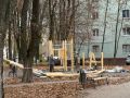 В сквере «Триумф» на проспекте Победы ставят новые площадки