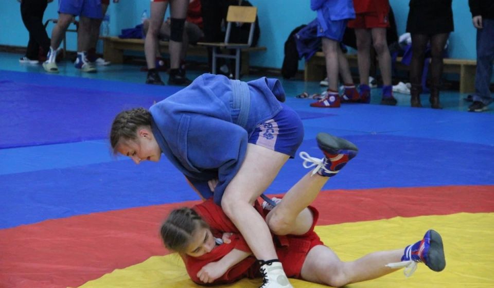 В Курске определили победителей областного первенства по самбо