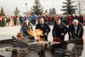 Куряне почтили память защитников у Вечного огня в День народного единства