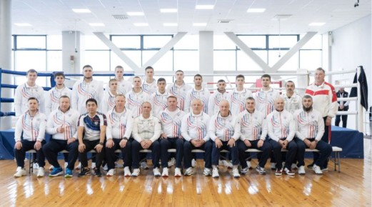 Курский боксёр Усов с победы начал выступление на Первенстве Европы