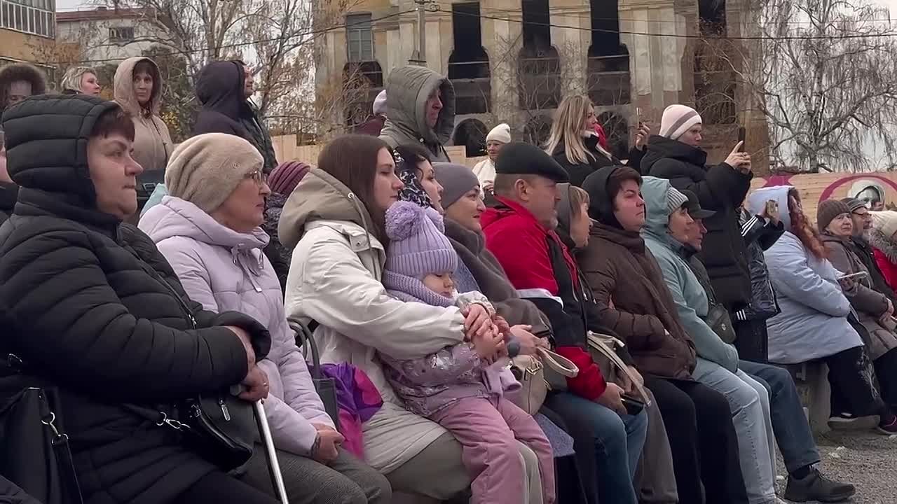 Вчера в преддверии Дня народного единства на Полугоре прошел большой Фестиваль районов
