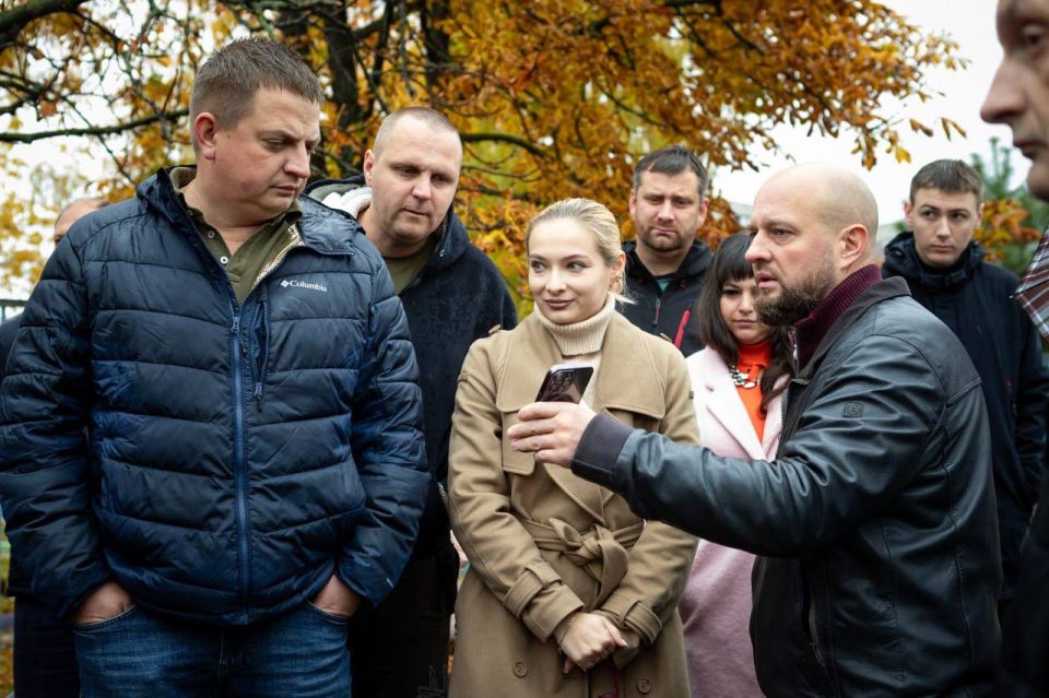 На минувшей неделе глава города провел девять выездов по обращениям курян