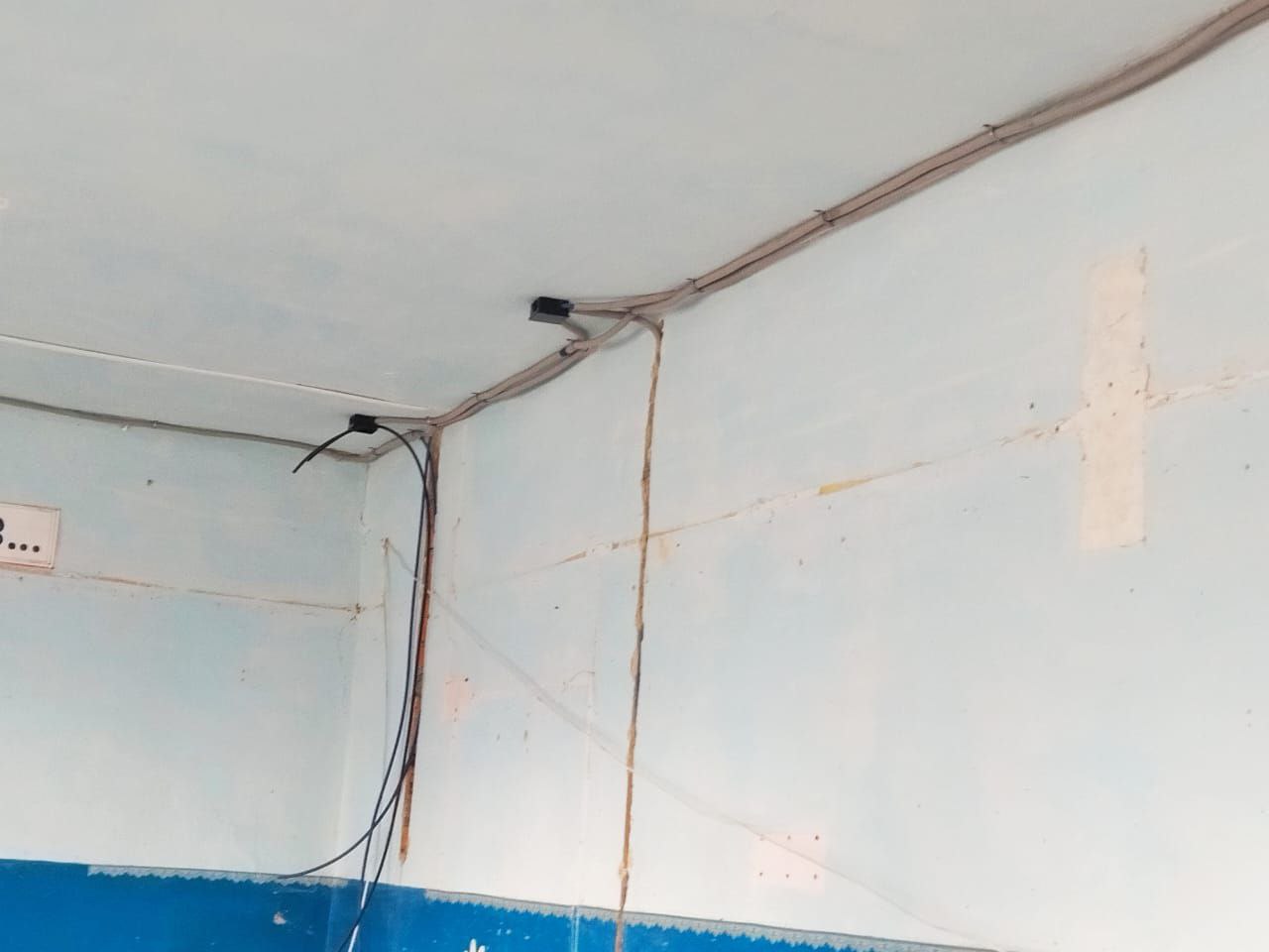 Андрей Амерев: В настоящее время, в рамках регионального проекта «Семейные ценности и инфраструктура культуры», в Среднеапоченском сельском доме культуры проходит капитальный ремонт