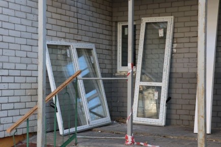 В Курске, Рыльске и Льгове восстанавливают пострадавшие от атак ВСУ дома