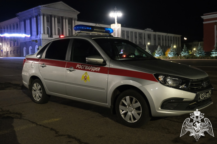 Курские росгвардейцы за прошедшую неделю выезжали 218 раз по сигналу «тревога»