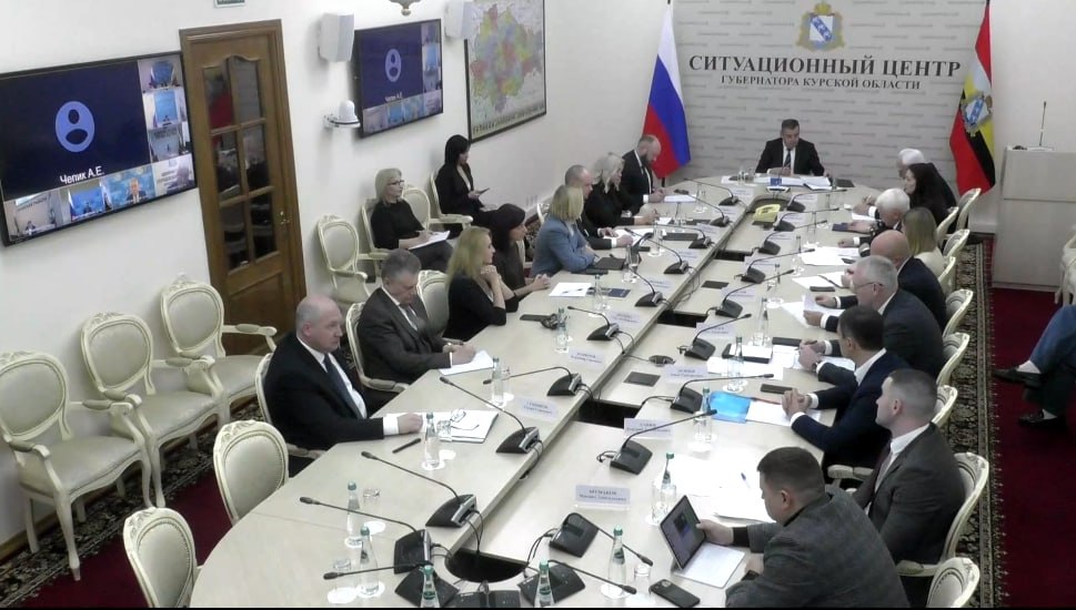 В Курской области сократили 1466 чиновников и сэкономили 527 млн рублей