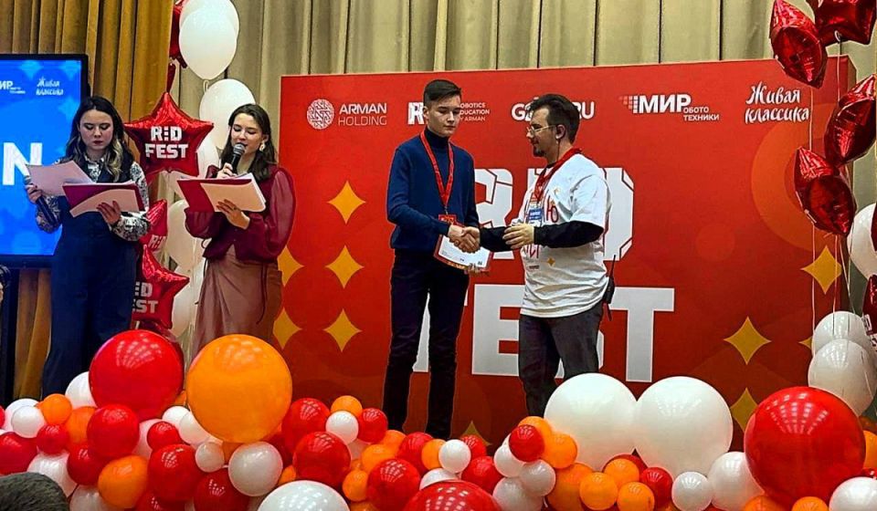 Курянин занял третье место на международном фестивале по программированию