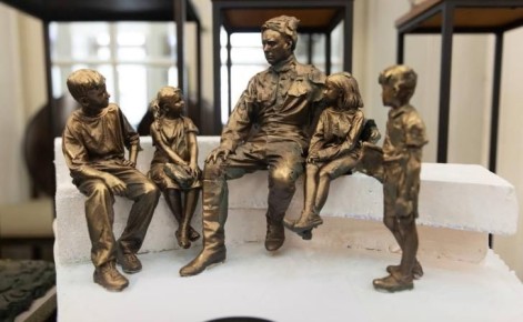 В Курске стартовало голосование за лучшую скульптуру Гайдару и тимуровцам