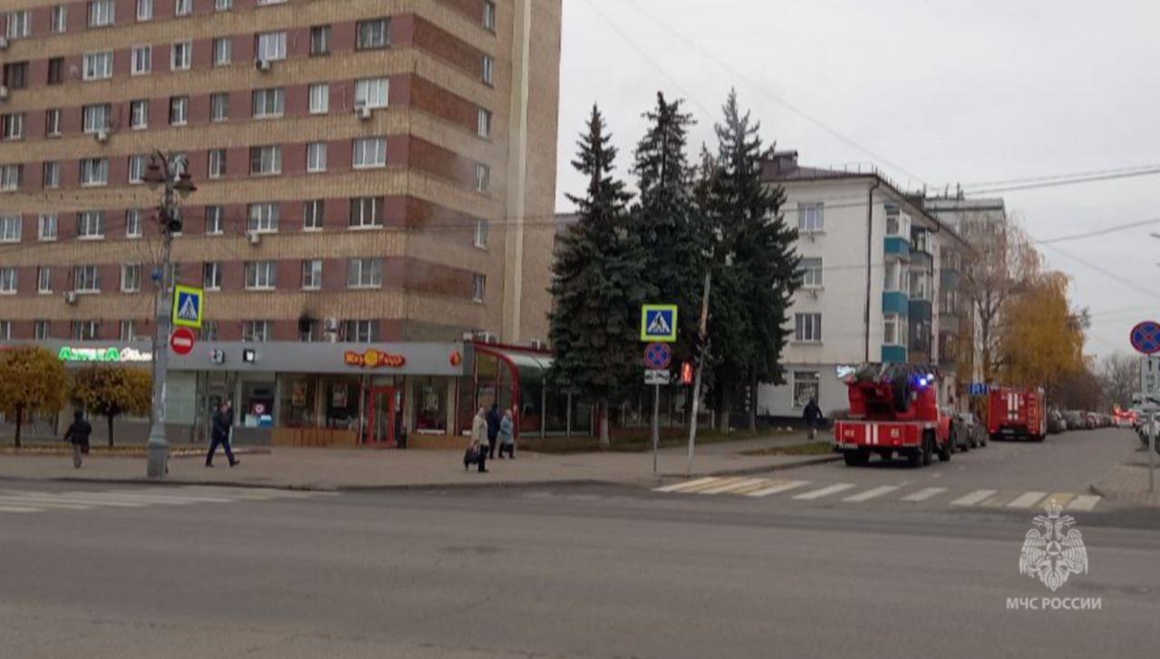 В Курске спасли 13-летнего ребёнка из горящей квартиры