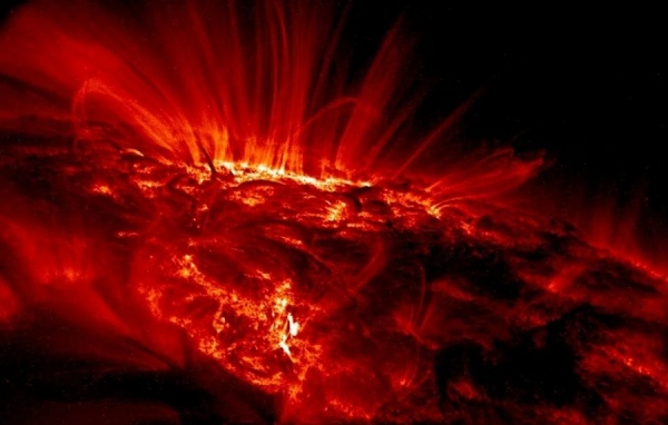 На Земле 7 ноября ожидается «солнечное цунами» — рекордная магнитная буря