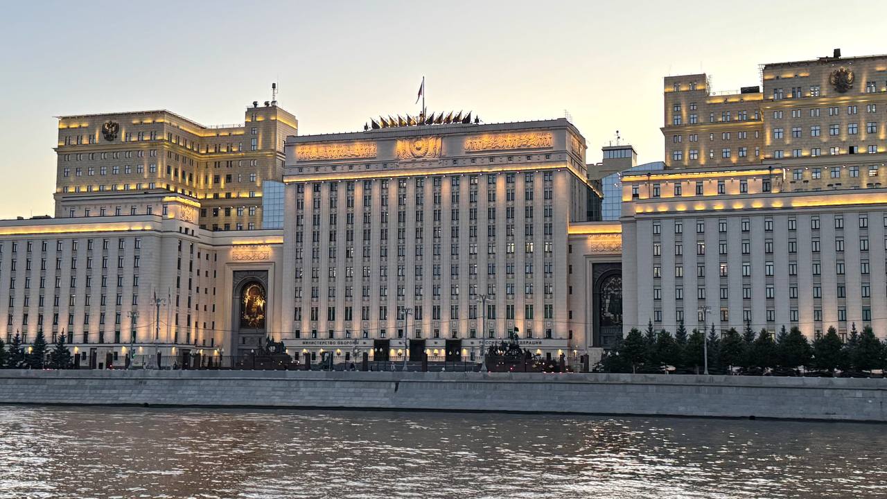 2 украинских БПЛА самолётного типа уничтожены над Курской областью в течение прошедшей ночи, сообщило Минобороны России