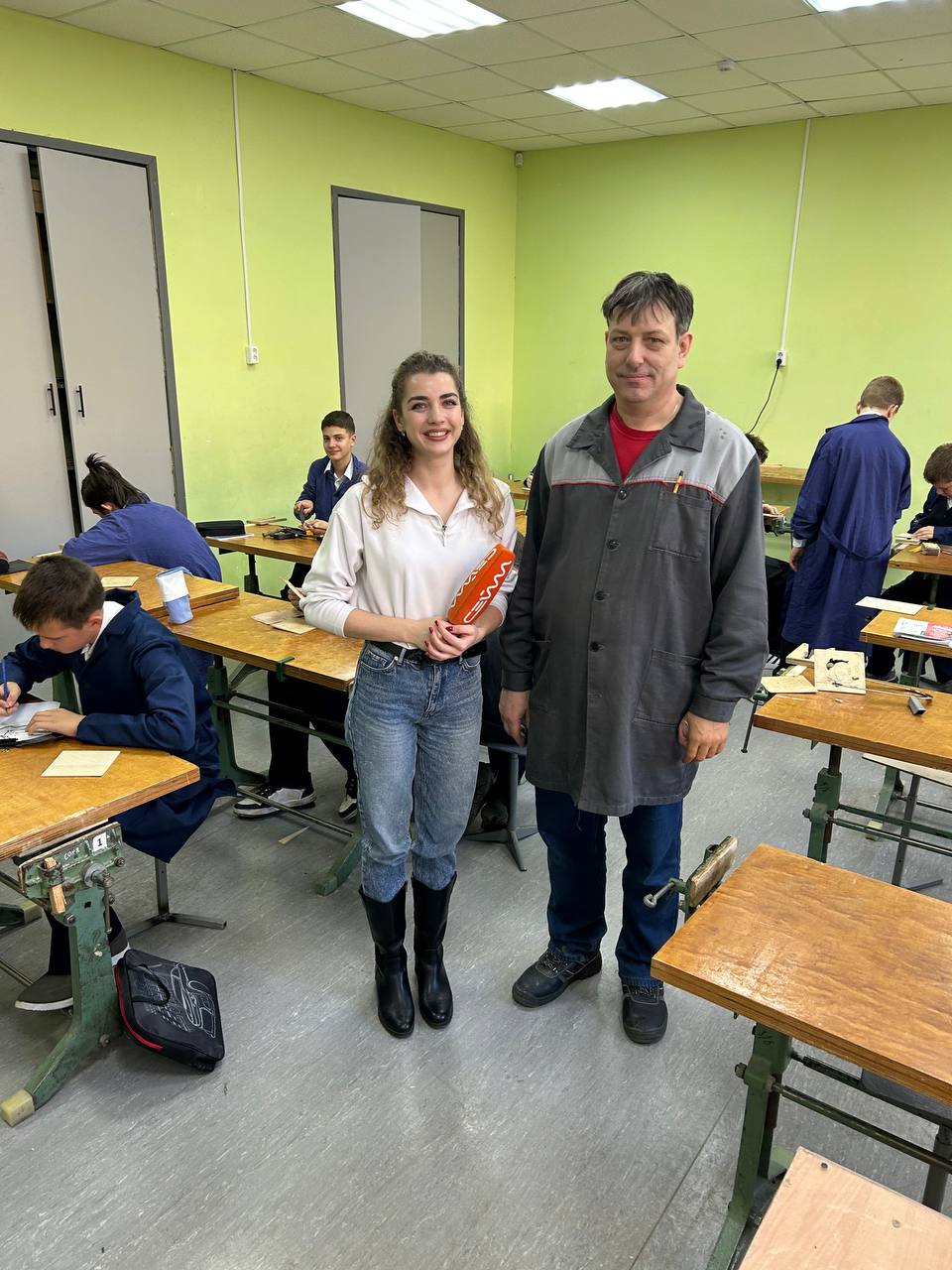 #КадрДня. Когда точно знаешь, что материал выйдет отличный! Наша Екатерина Илюхина сегодня общалась с одним из победителей чемпионата «Абилимпикс», мастером на все руки Виктором Даниленко