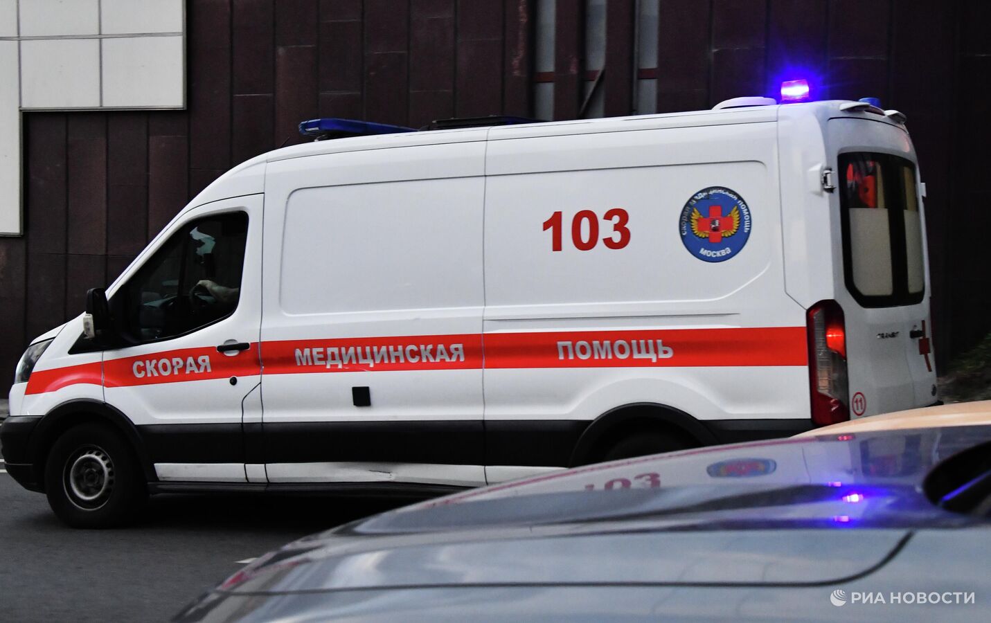 В Курской области микроавтобус, перевозивший детей, попал в ДТП