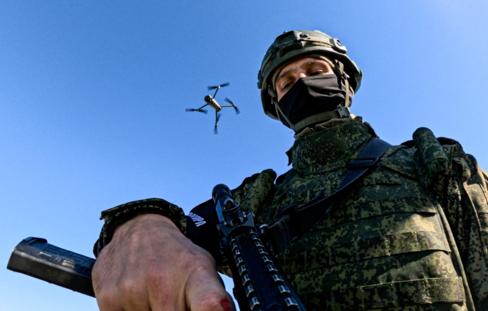 В Курской области два автомобиля подверглись атакам БПЛА