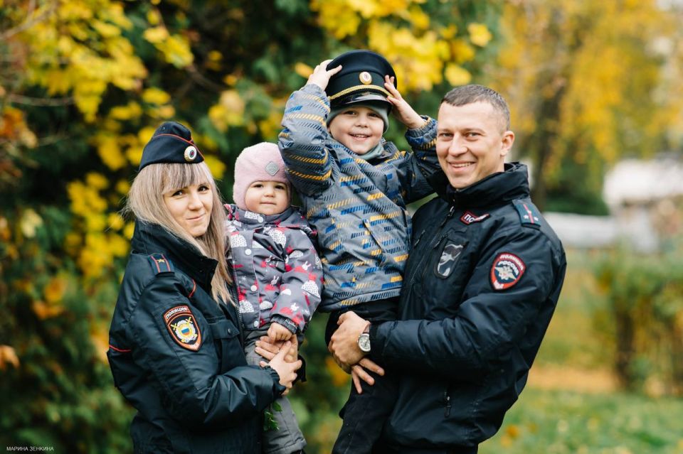 Наша служба — это ежедневная круглосуточная работа по призванию, требующая мужества, самоотверженности и высочайшего профессионализма