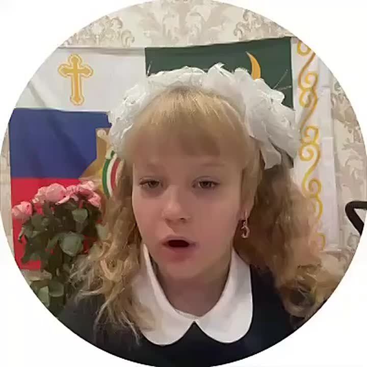 Всем здравствуйте! Начинаем это утро вместе с нашей «Художницей»! Пусть сегодня каждый боец проведет день спокойно. Мы молимся о вас каждый день, желая вам сил, стойкости и скорейшего возвращения домой! Ахмат. Взгляд снизу...