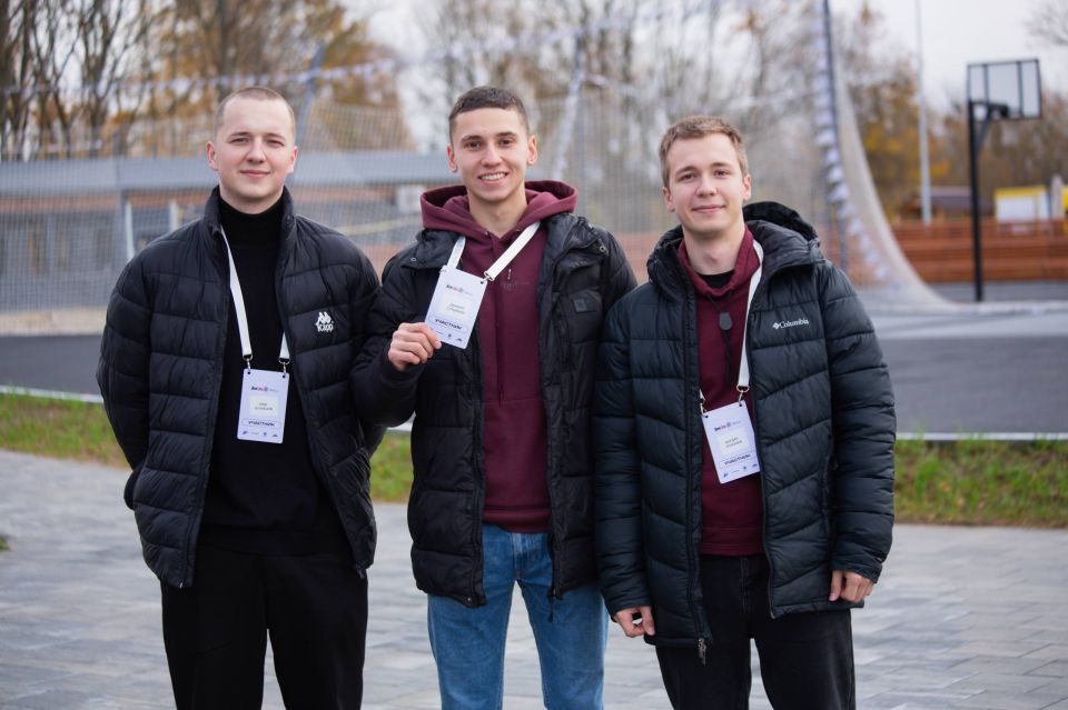 А. С. Пушкин жег сердца глаголом, а наши ребята - аргументом