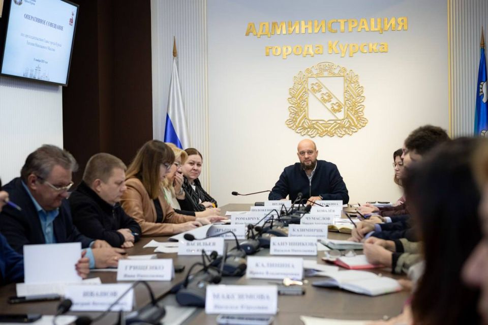 В Курске приведут в порядок территории около надземных теплотрасс и трамвайных путей