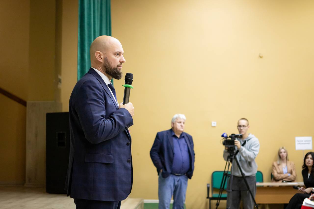 Мэр Курска Евгений Маслов впервые стал одним из самых заметных градоначальников ЦФО в медиа