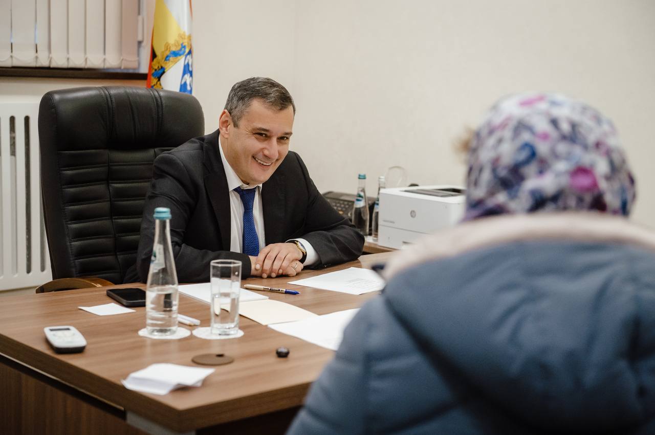 Александр Хинштейн: Выслушать и постараться помочь