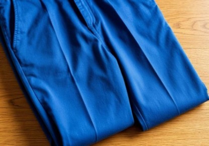 Житель Курска пытался украсть дорогие брюки