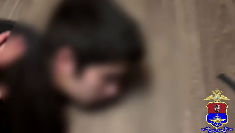 Транспортная полиция задержала 19-летнего москвича за вовлечение подростка в занятие зацепингом