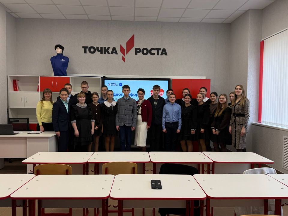 Сегодня в Тимской школе прошел «Урок цифры» от VK на тему «Видеоплатформа»