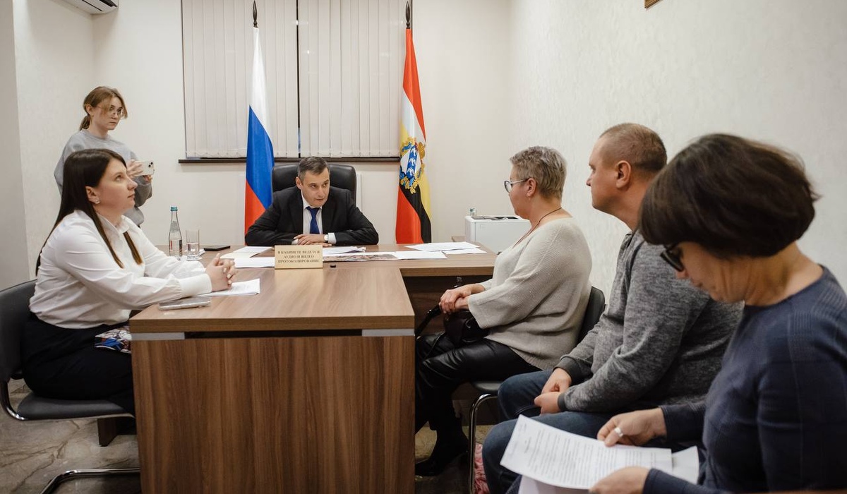 Губернатор Курской области Хинштейн провел очередной личный прием граждан