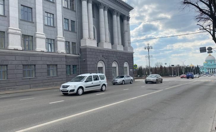 На личном приеме куряне просили мэра сделать дороги, отремонтировать дворы и летницы