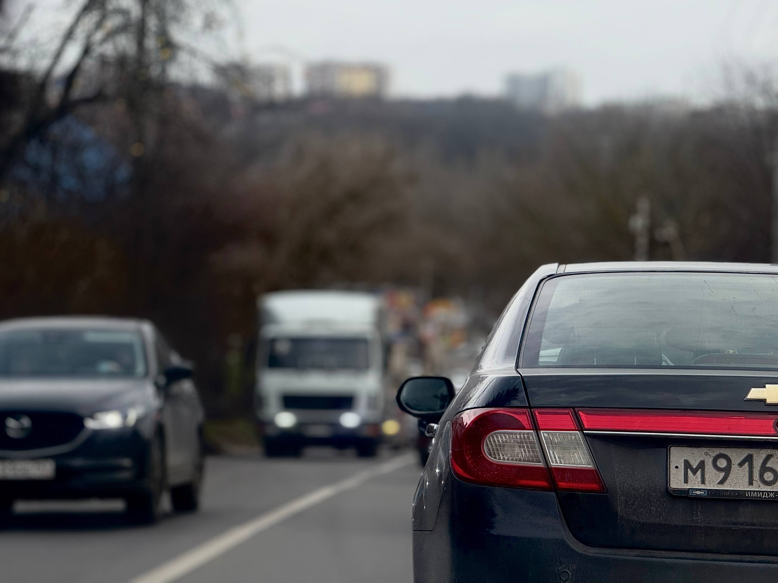 Привет, друзья!. Синоптики предупреждают: в ближайшие дни в нашем регионе ожидается ухудшение погодных условий — возможны первые заморозки и мокрый снег