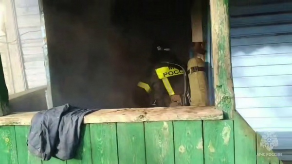 Курское МЧС опубликовало видео с пожара, на котором погиб мужчина
