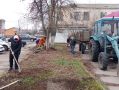 В пятницу, сотрудники администрации Свободинского сельсовета провели традиционный санитарный день