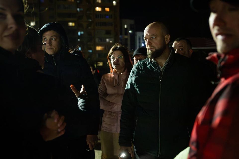 В Курске жители нескольких домов на Майском бульваре не могут поделить территорию