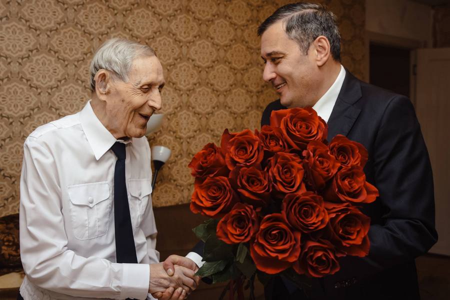 Курский ветеран Михаил Жаков отмечает 103-й день рождения