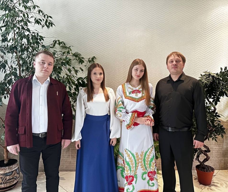 В курских учебных заведениях продолжается череда презентаций сборника «Курский характер», в котором отражены события 6 августа 2024 года в Курской области