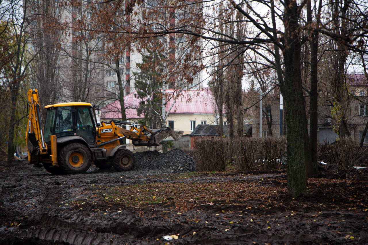 Сквер на Интернациональной благоустраивают с учётом пожеланий курян
