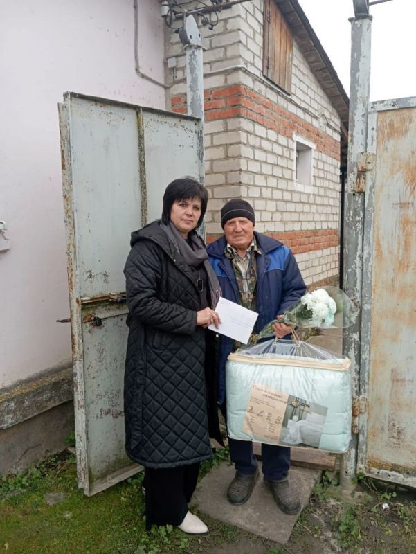 ПОЗДРАВЛЕНИЕ С ЮБИЛЕЕМ!. Отметил свой 85-летний юбилей житель села Нижний Любаж - Иван Тихонович Гридчин