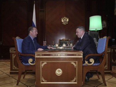  :          - ,           1000- 