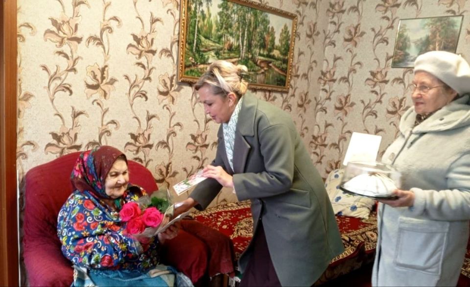 15 ноября свой 95-летний юбилей отметила Анна Егоровна Строкова, труженица тыла, вдова участника Великой Отечественной войны