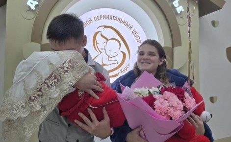 В курской семье, где братья-близнецы женись на сестрах-близняшках, произошло пополнение