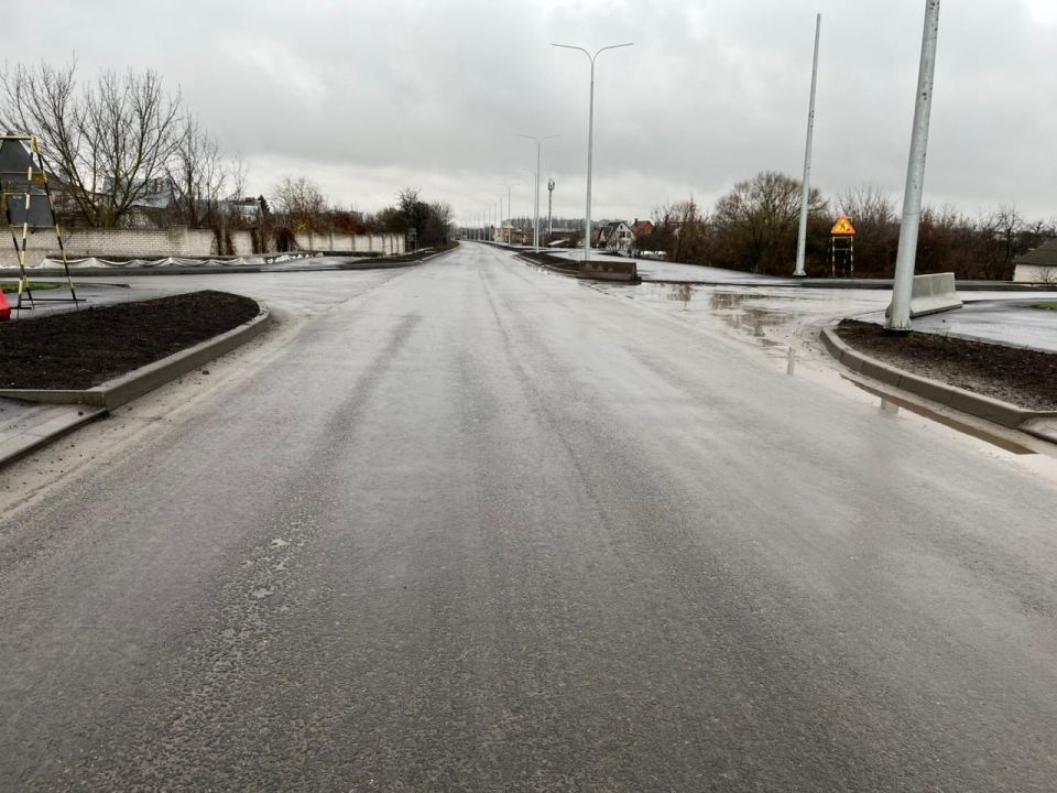 Специалисты строительной лаборатории проверили качество выполненных работ на проспекте Булатова