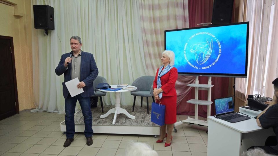 В библиотеке имени Носова состоялась отчетно-выборная конференция первичной общественно-государственной организации Союз женщин России в городе Железногорске